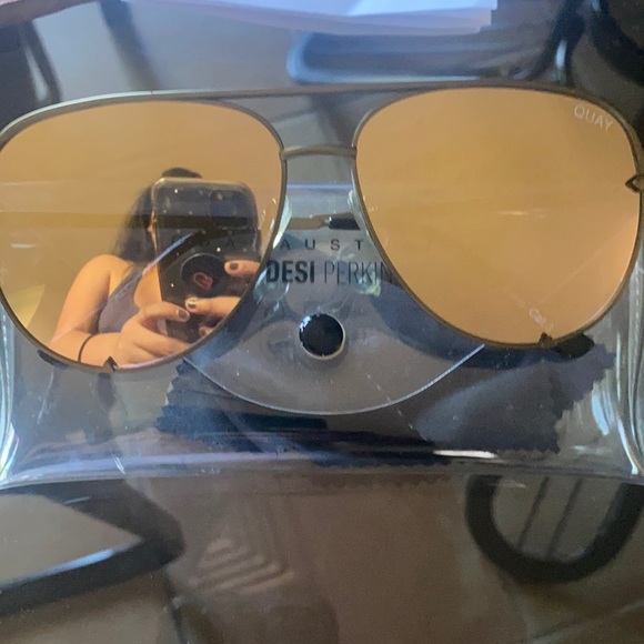 Quay Australia Accessories - Quay Australia high key desi sunglass